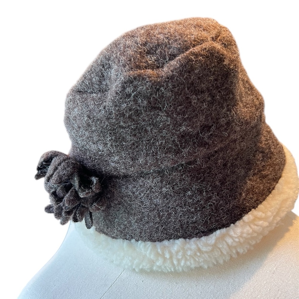 Lafenice Wool Blend Hat Brown Made in Italy Soft Fluffy Inside NWT